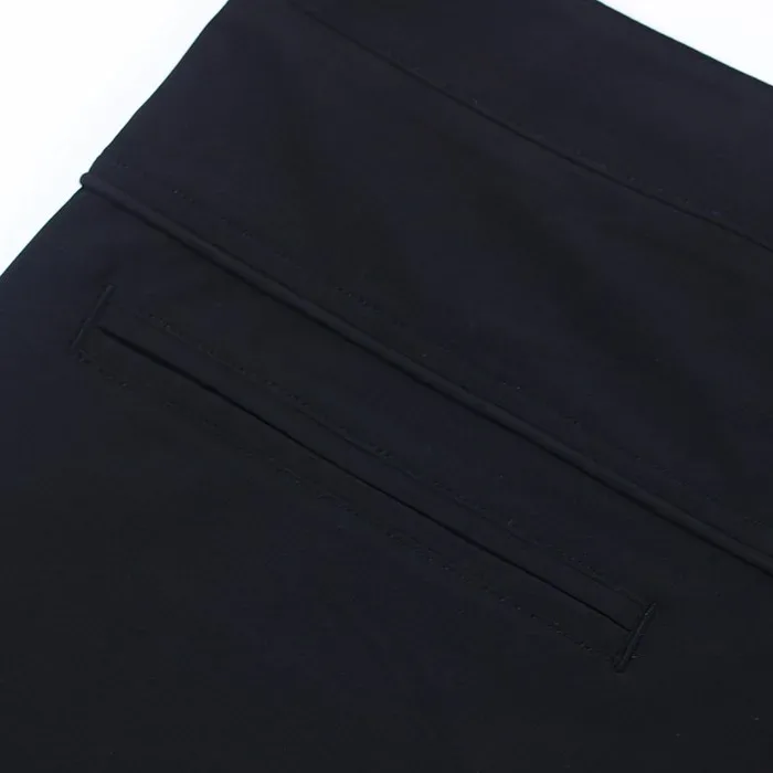 Durable elite golf shorts with four way stretchy - Image 2