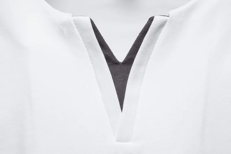 white v neck t shirt (4)