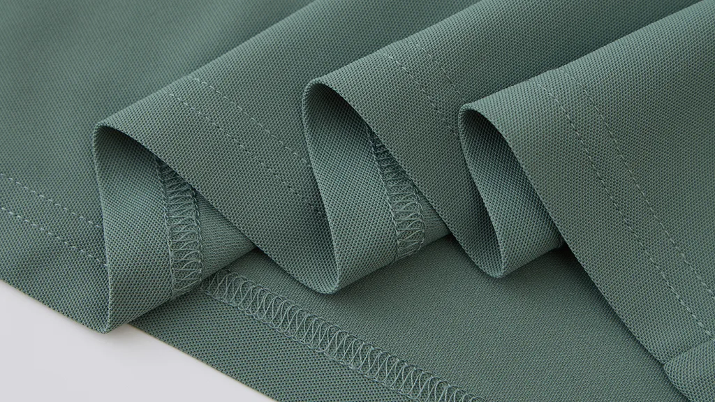 Green mens POLO shirt details 1 Green mens POLO shirt details 1
