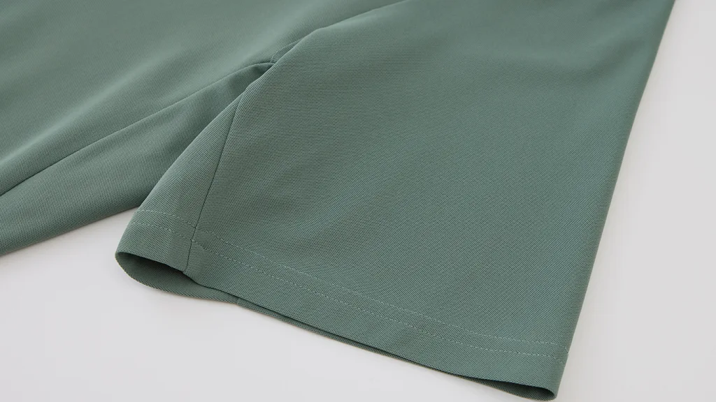 Green mens POLO shirt details 6 Green mens POLO shirt details 6